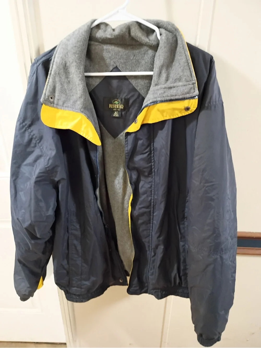 Vintage RedHead Men's Navy Blue and Yellow Windbreaker Jacket